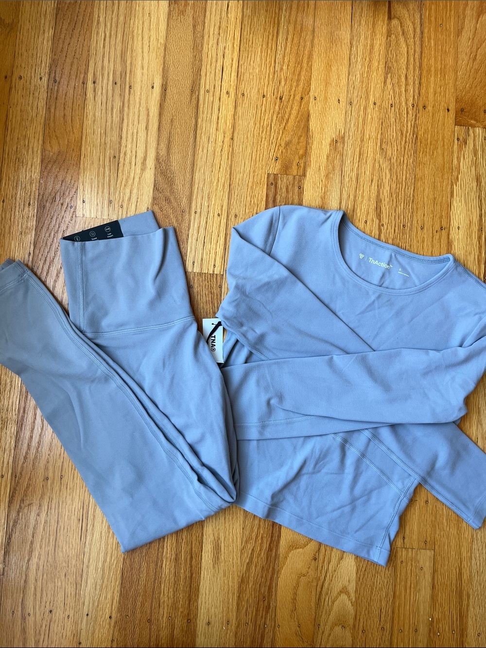 Aritzia TNA Butter Light Gray/Blue Workout Set - Top & Leggings